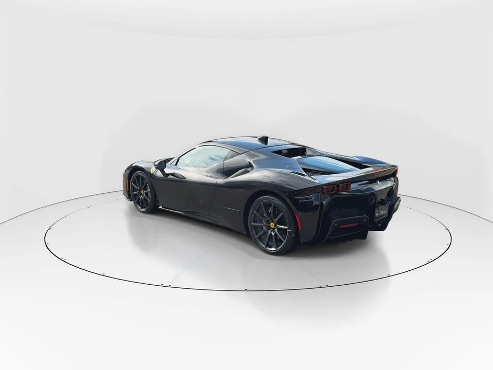 2021 Ferrari SF90 Stradale - Image 6 of 31