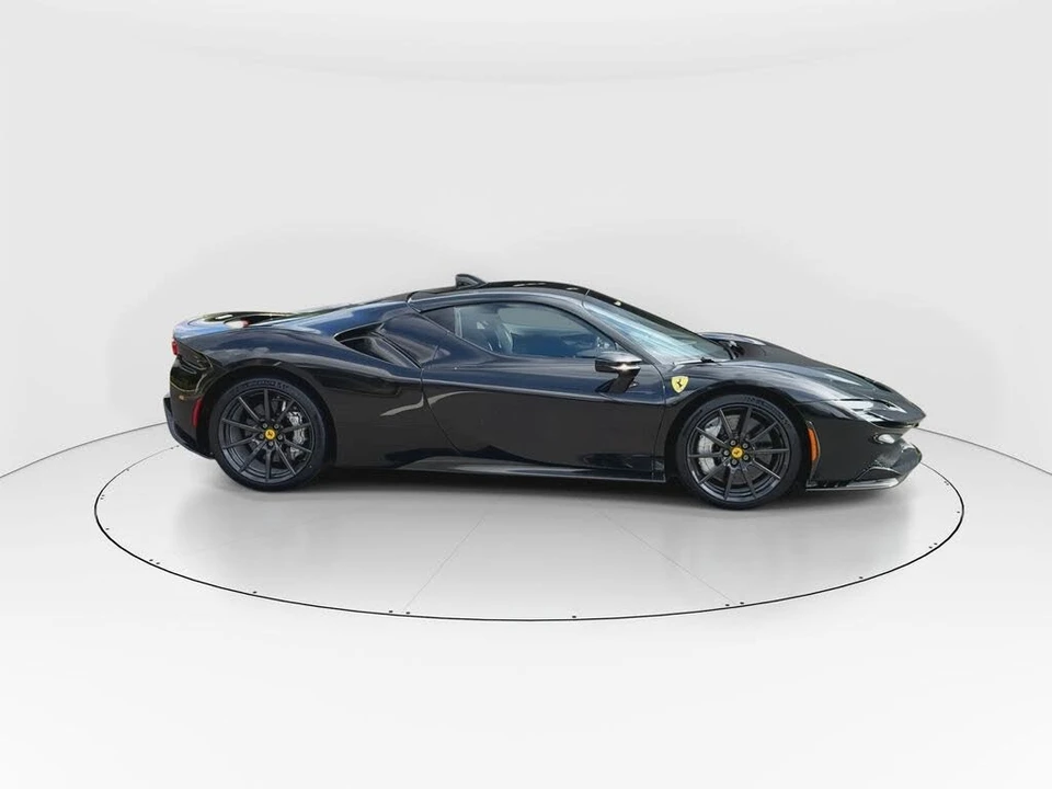 2021 Ferrari SF90 Stradale - Image 9 of 31