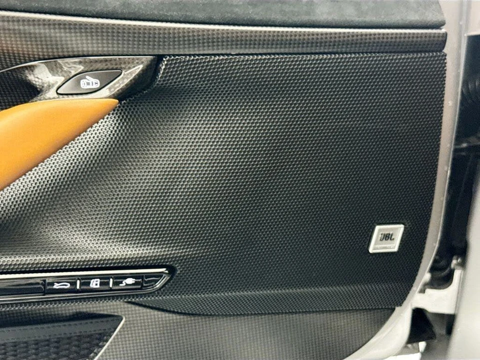 2021 Ferrari SF90 Stradale - Image 19 of 31