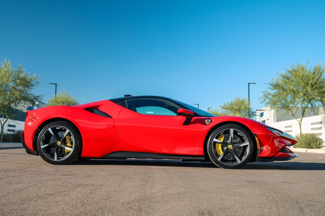 2021 Ferrari SF90 Stradale - Image 12 of 31