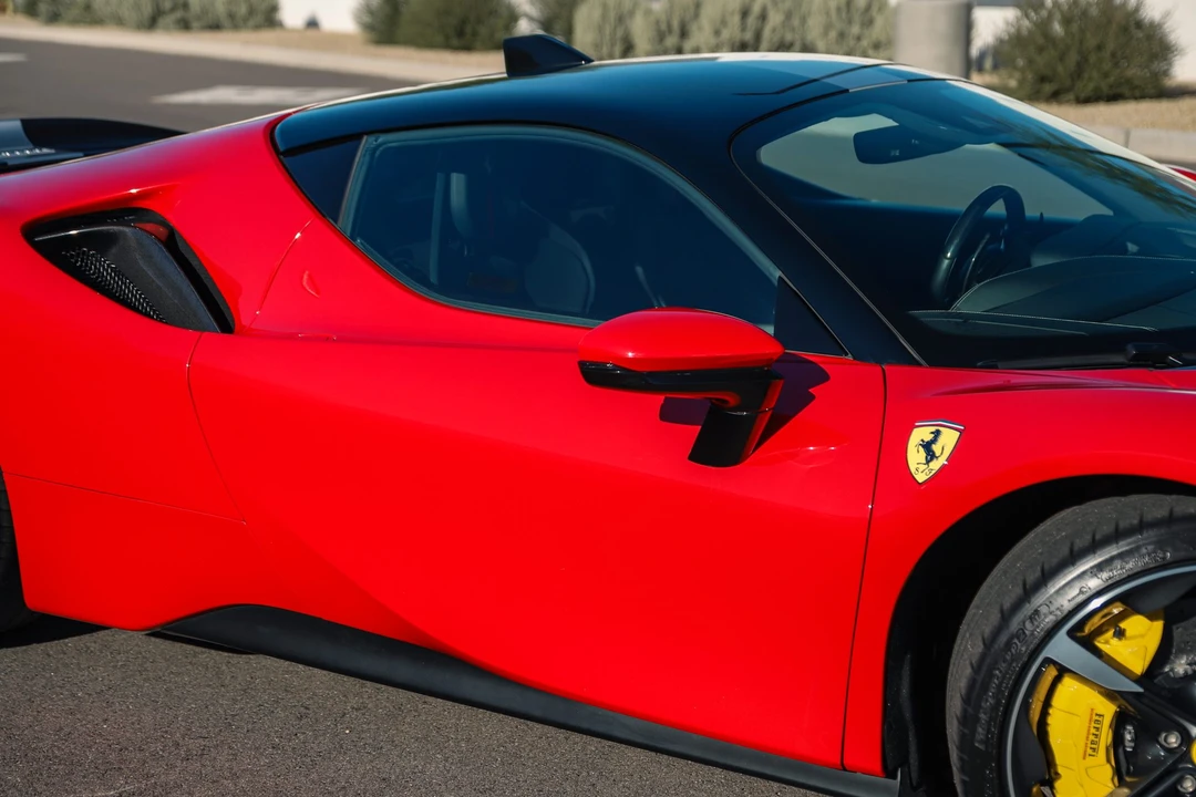 2021 Ferrari SF90 Stradale - Image 30 of 31