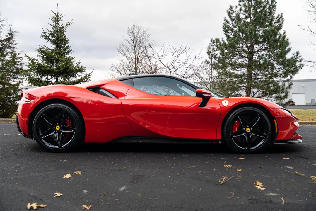 2021 Ferrari SF90 Stradale - Image 8 of 31