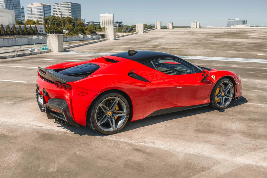 2021 Ferrari SF90 Stradale - Image 27 of 31