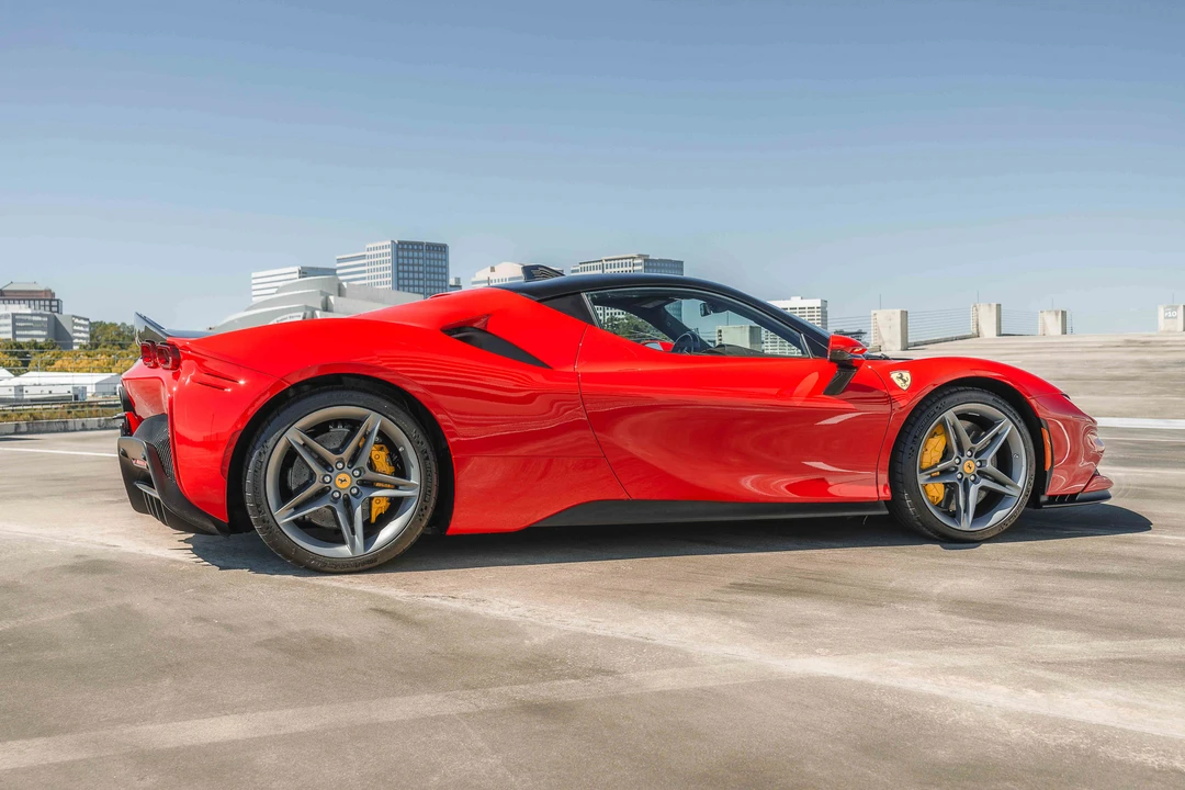 2021 Ferrari SF90 Stradale - Image 28 of 31