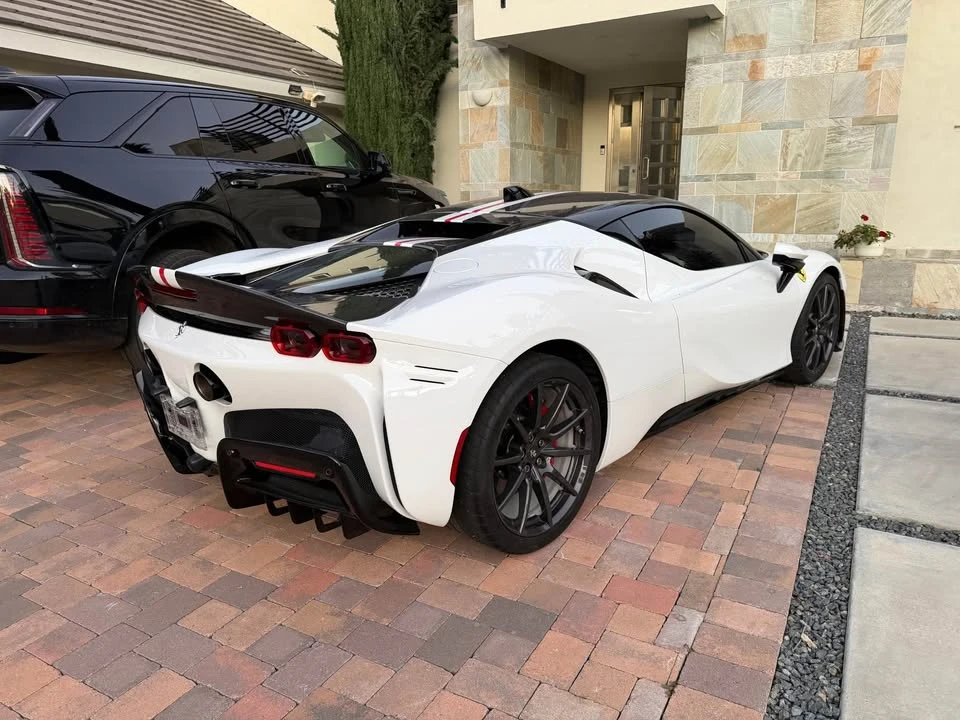 2021 Ferrari SF90 Stradale - Image 3 of 10