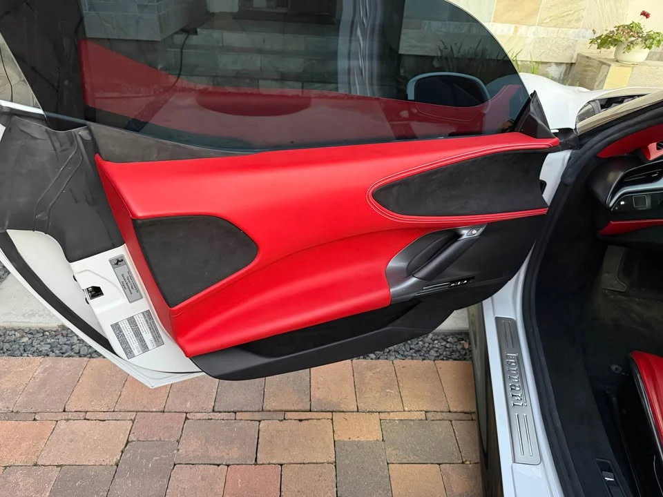 2021 Ferrari SF90 Stradale - Image 7 of 10