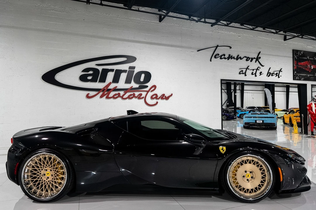2021 Ferrari SF90 Stradale - Image 8 of 31