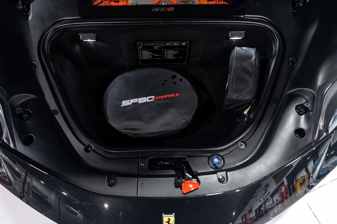 2021 Ferrari SF90 Stradale - Image 29 of 31