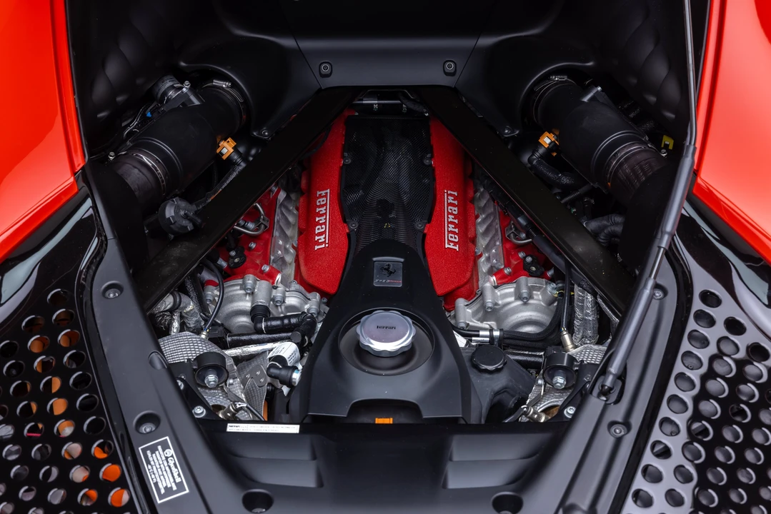 2021 Ferrari SF90 Stradale - Image 27 of 31