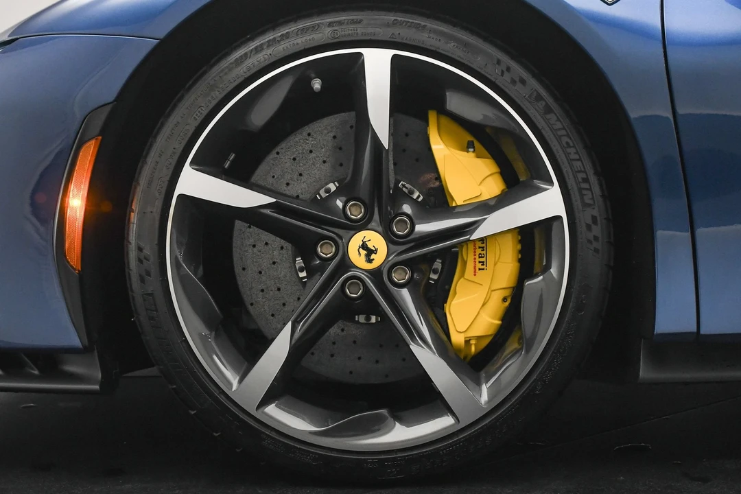 2021 Ferrari SF90 Stradale - Image 25 of 31