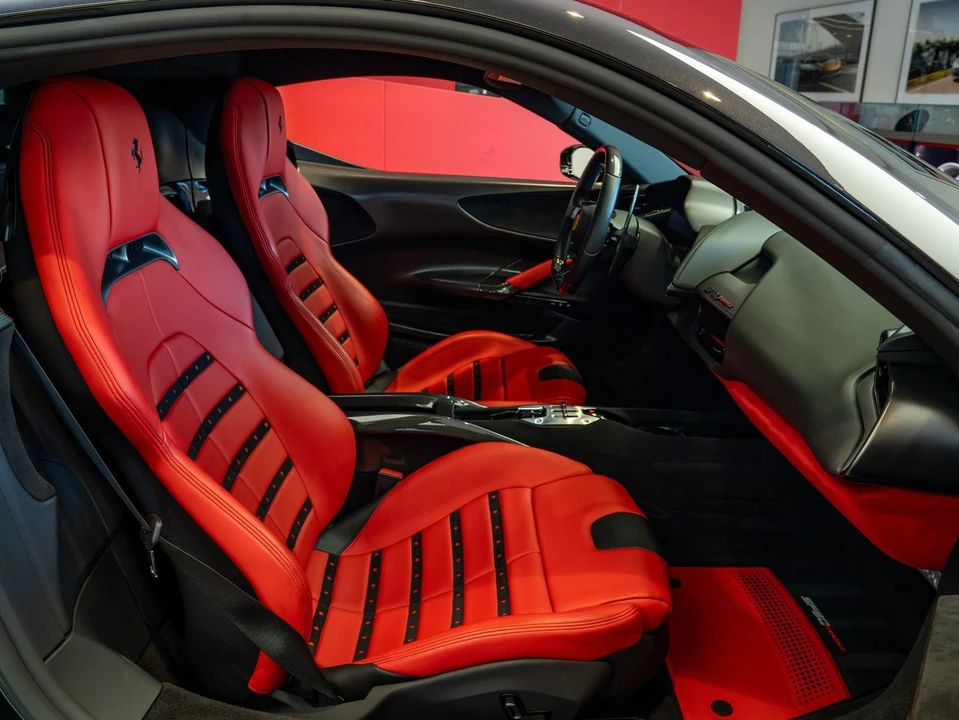 2021 Ferrari SF90 Stradale - Image 18 of 27