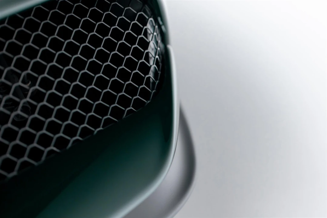 2021 Ferrari SF90 Stradale - Image 30 of 31