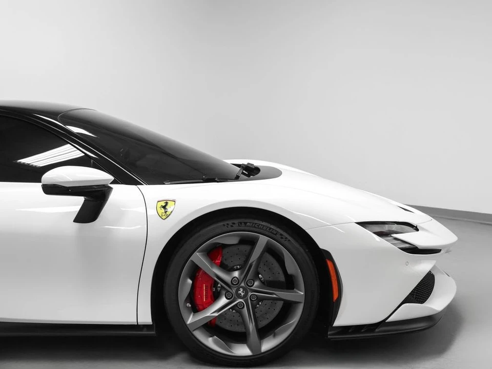 2021 Ferrari SF90 Stradale - Image 11 of 31