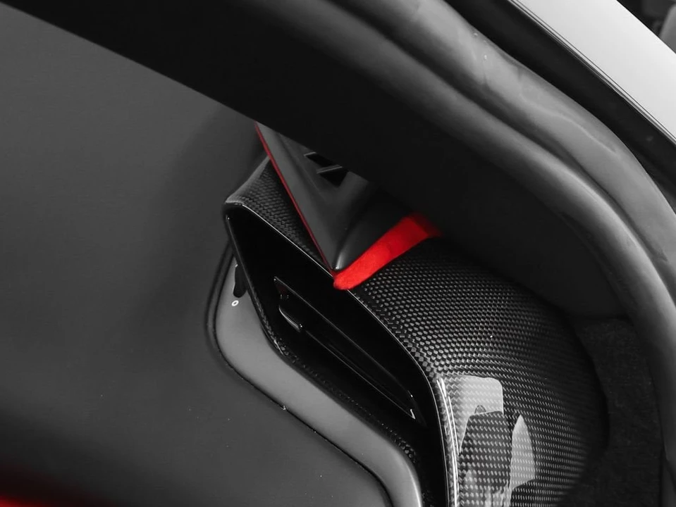2021 Ferrari SF90 Stradale - Image 29 of 31