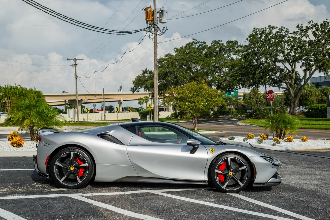 2021 Ferrari SF90 Stradale - Image 11 of 31