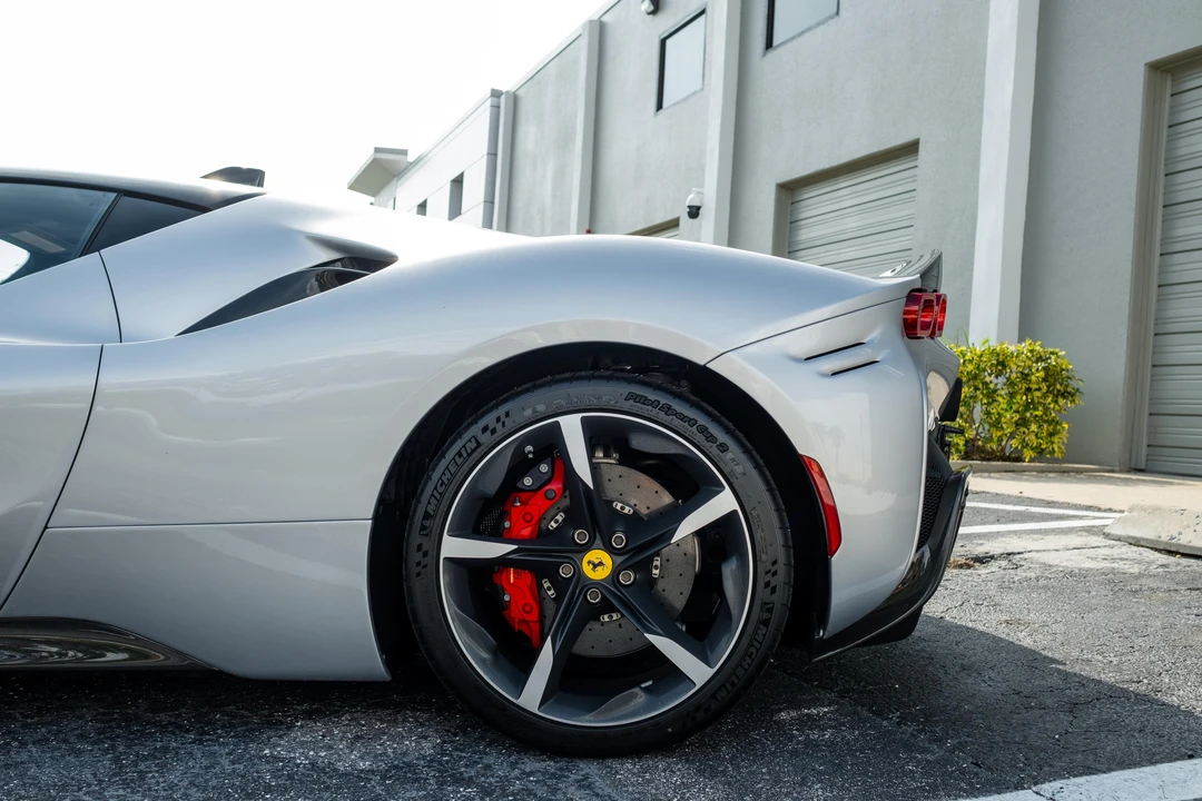 2021 Ferrari SF90 Stradale - Image 25 of 31