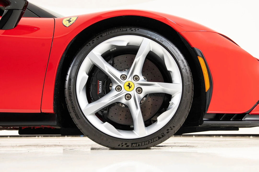 2021 Ferrari SF90 Stradale - Image 21 of 31