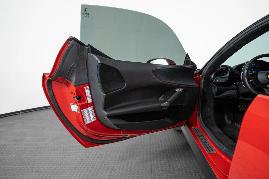 2021 Ferrari SF90 Stradale - Image 14 of 31