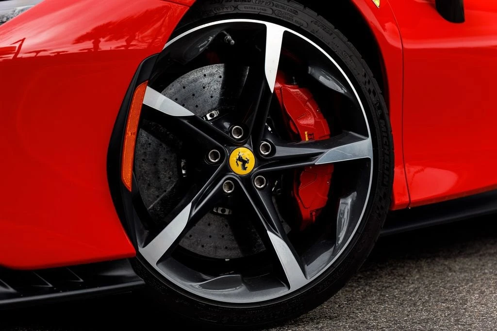 2021 Ferrari SF90 Stradale - Image 9 of 31