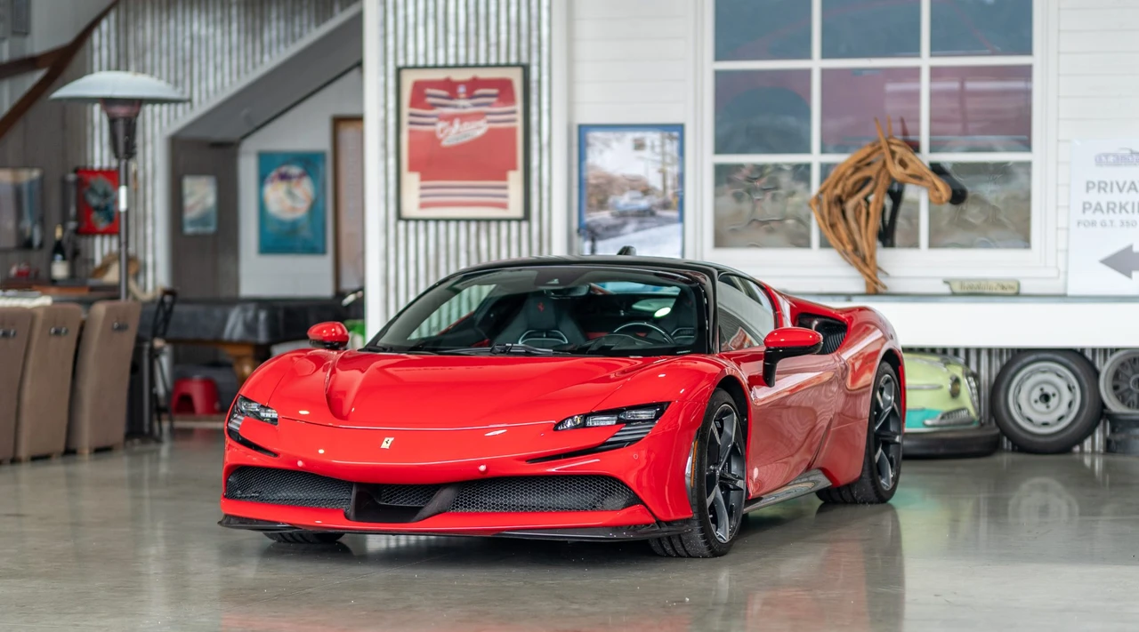 2021 Ferrari SF90 Stradale - Image 25 of 31