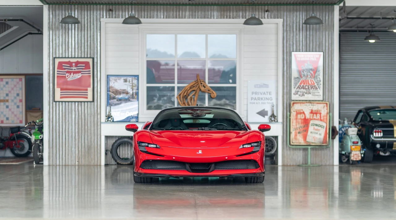 2021 Ferrari SF90 Stradale - Image 30 of 31