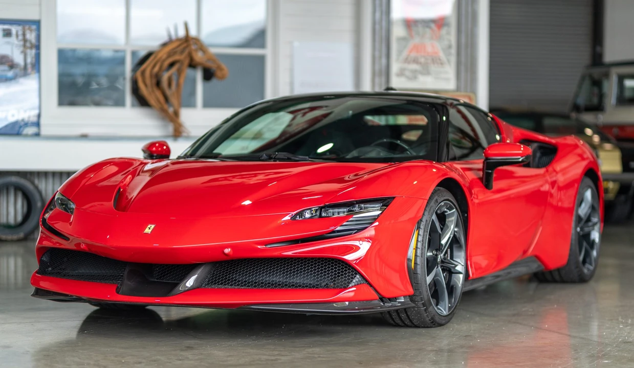 2021 Ferrari SF90 Stradale - Image 16 of 31