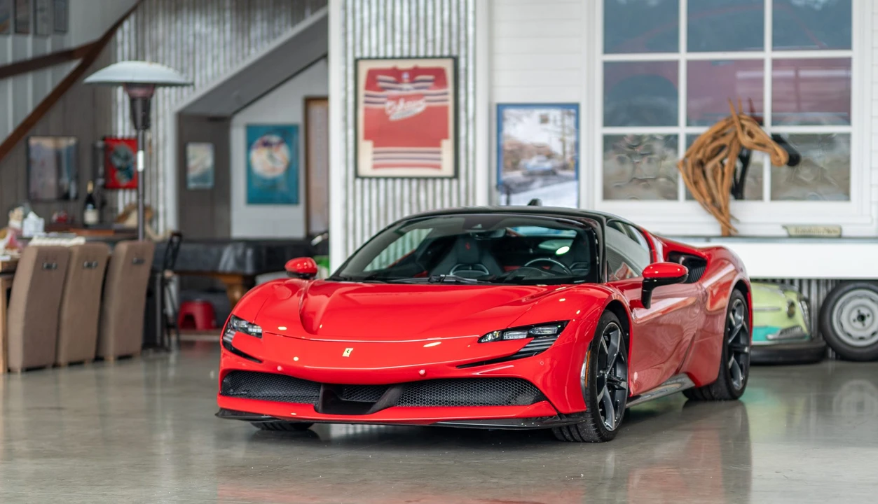2021 Ferrari SF90 Stradale - Image 26 of 31