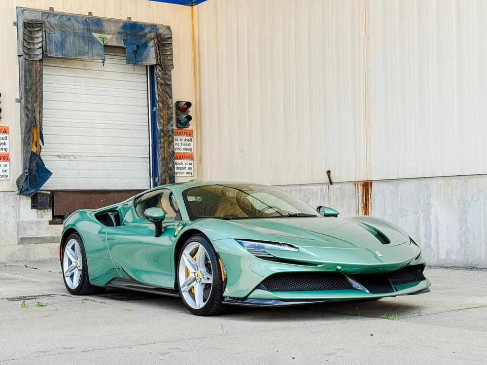 2021 Ferrari SF90 Stradale - Image 8 of 31