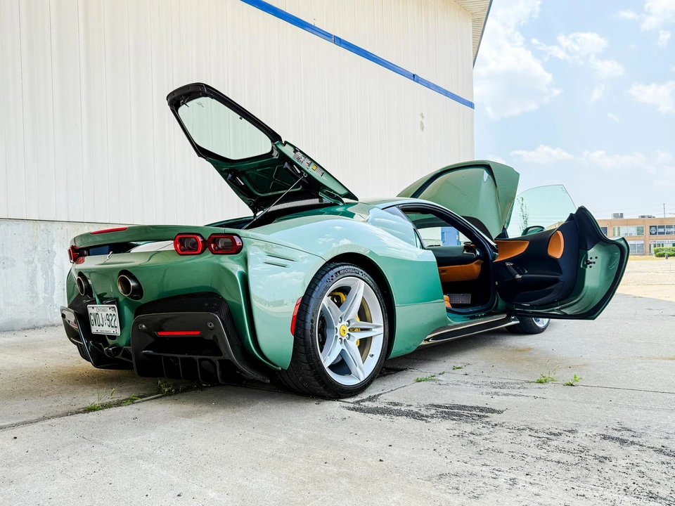 2021 Ferrari SF90 Stradale - Image 23 of 31