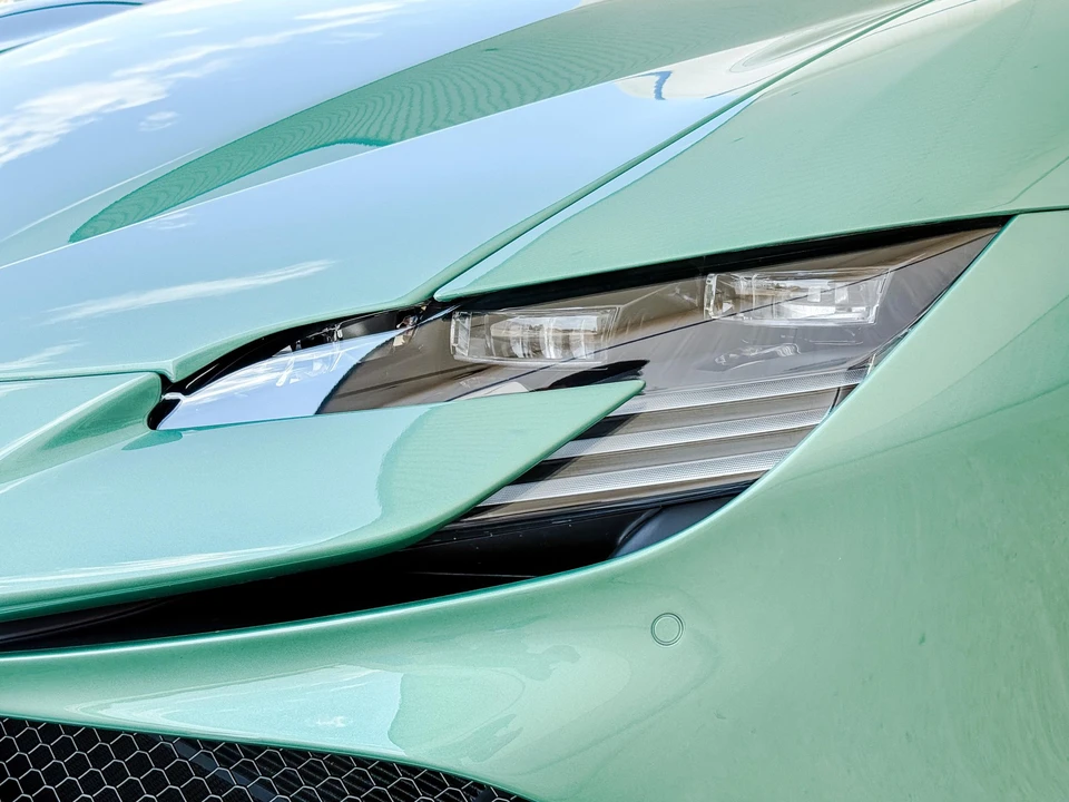 2021 Ferrari SF90 Stradale - Image 26 of 31