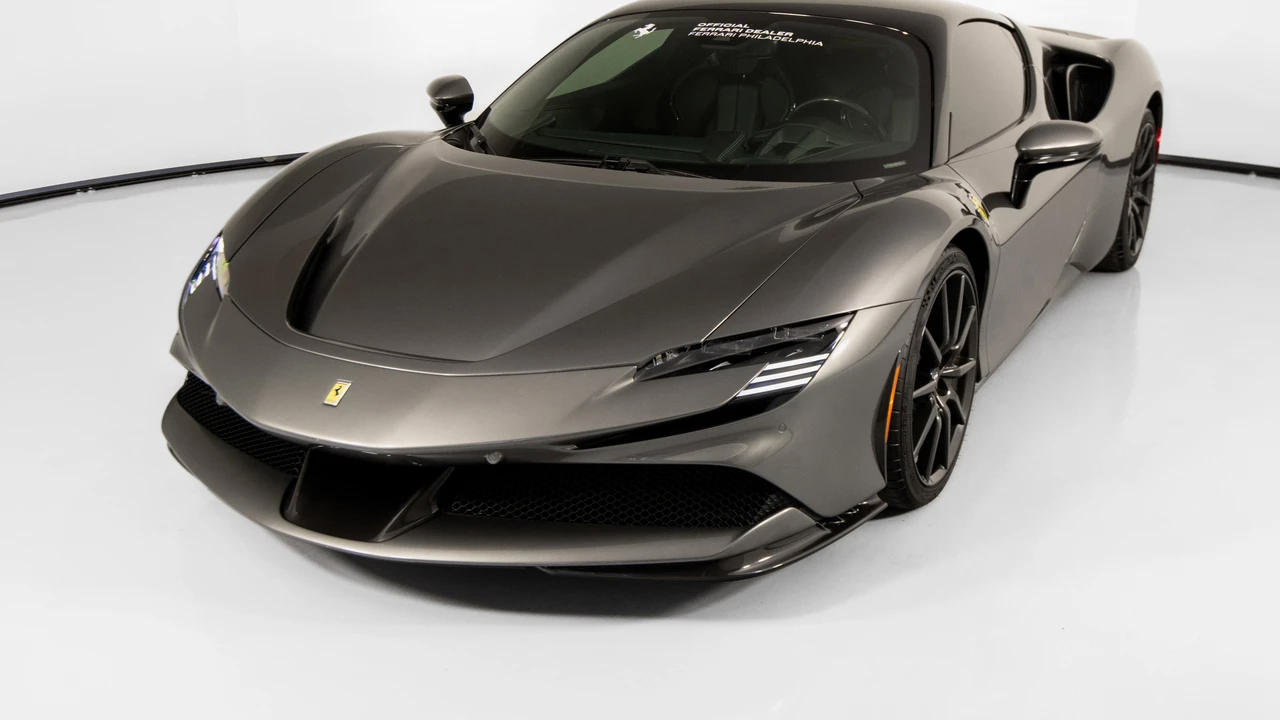 2021 Ferrari SF90 Stradale - Image 30 of 31