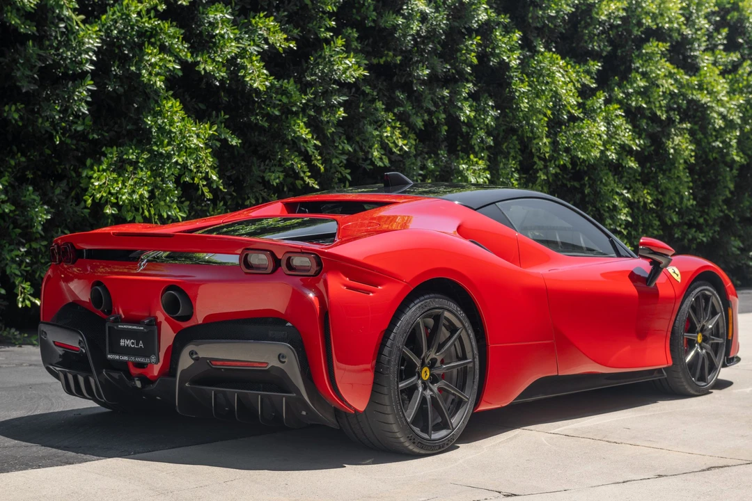 2021 Ferrari SF90 Stradale - Image 9 of 31