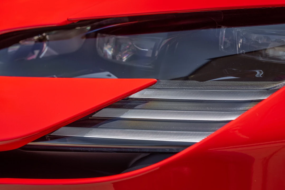 2021 Ferrari SF90 Stradale - Image 29 of 31