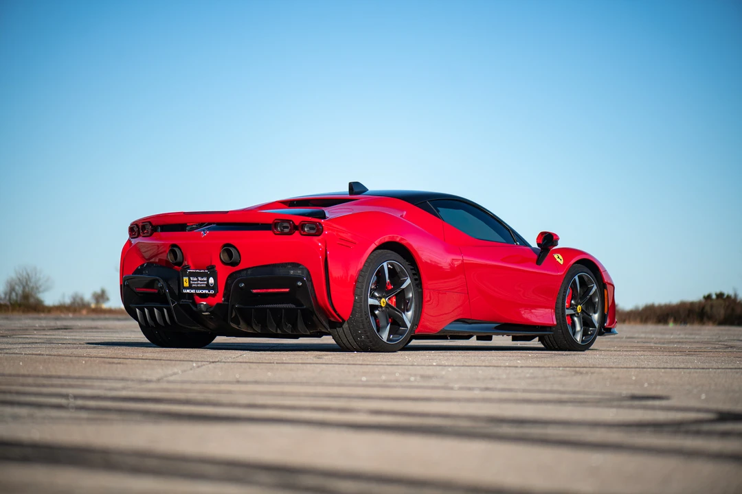 2021 Ferrari SF90 Stradale - Image 25 of 31