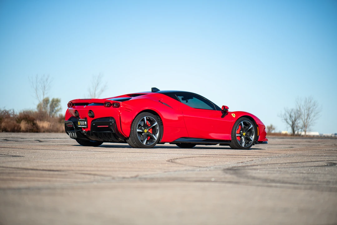 2021 Ferrari SF90 Stradale - Image 27 of 31