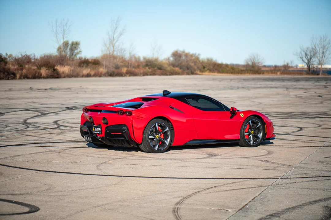 2021 Ferrari SF90 Stradale - Image 28 of 31