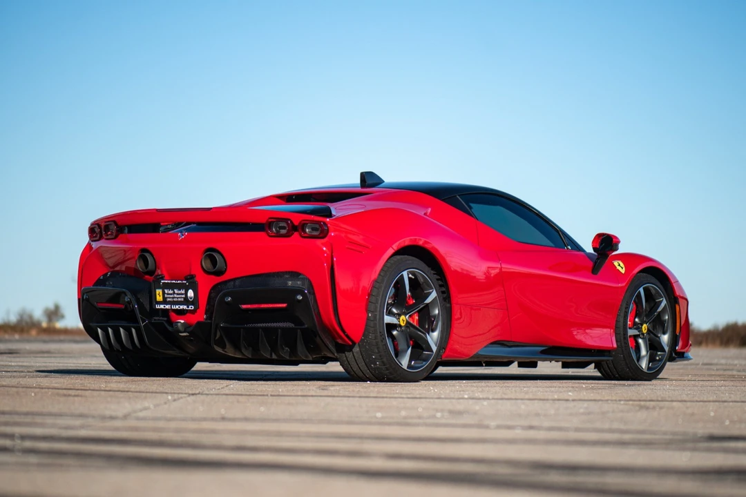 2021 Ferrari SF90 Stradale - Image 26 of 31