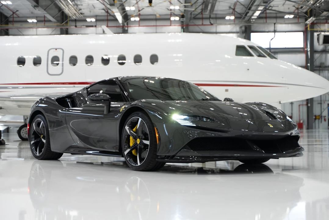 2021 Ferrari SF90 Stradale - Image 27 of 31