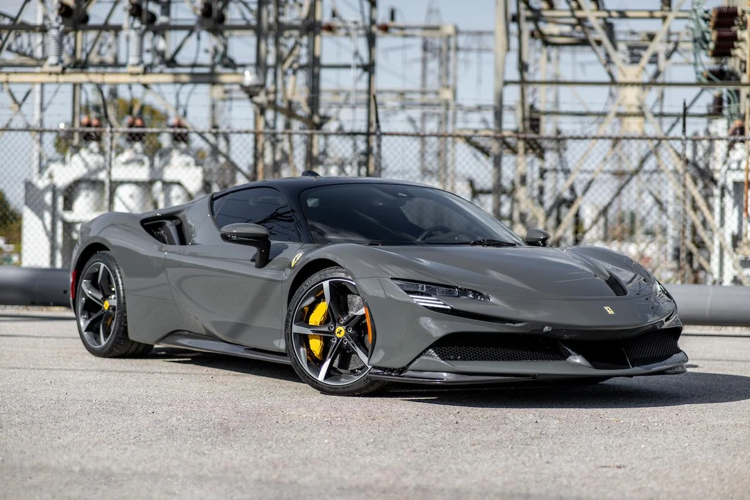2021 Ferrari SF90 Stradale - Image 18 of 31
