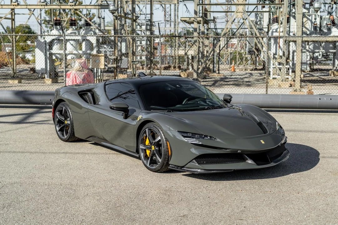 2021 Ferrari SF90 Stradale - Image 19 of 31