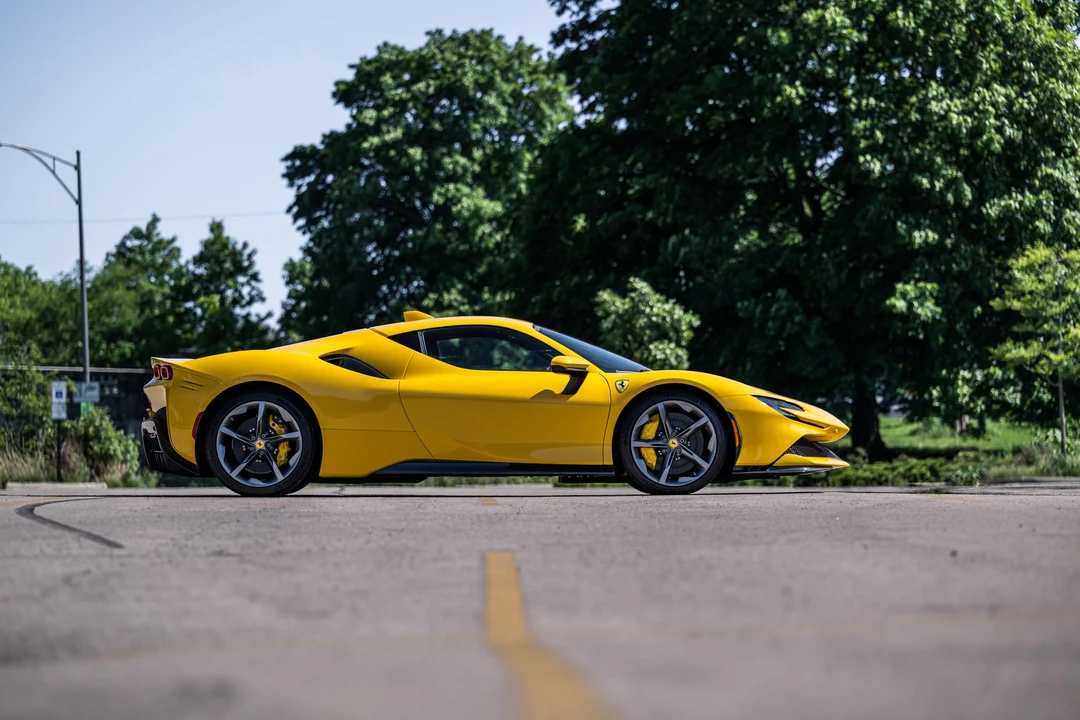 2021 Ferrari SF90 Stradale - Image 9 of 31