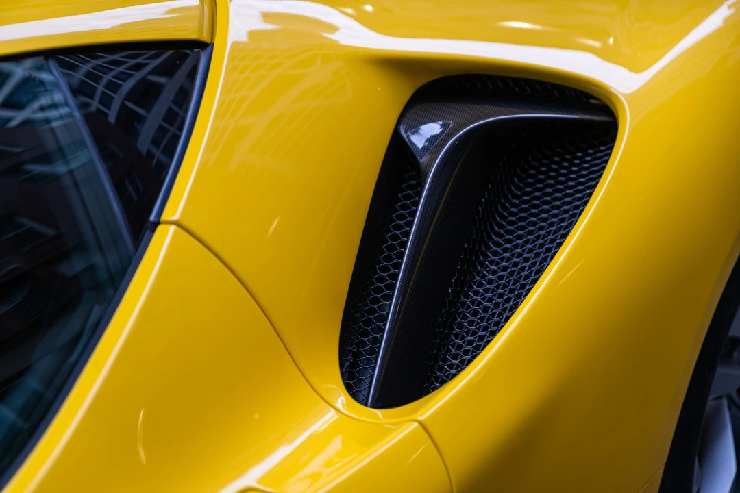 2021 Ferrari SF90 Stradale - Image 29 of 31