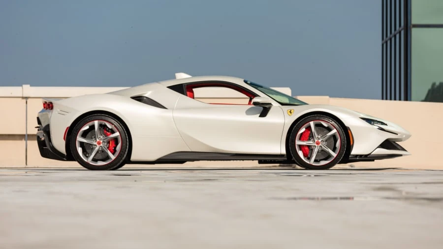 2021 Ferrari SF90 Stradale - Image 2 of 31