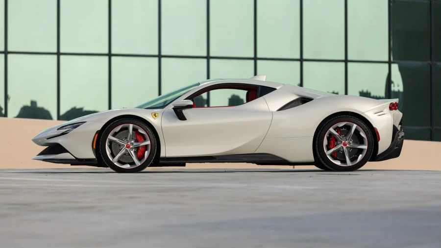 2021 Ferrari SF90 Stradale - Image 8 of 31
