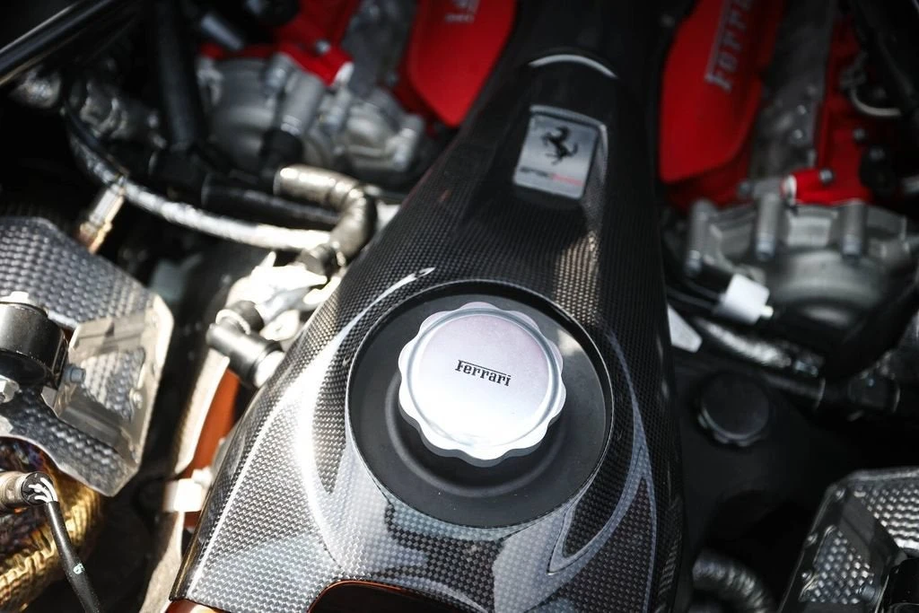 2021 Ferrari SF90 Stradale - Image 27 of 31