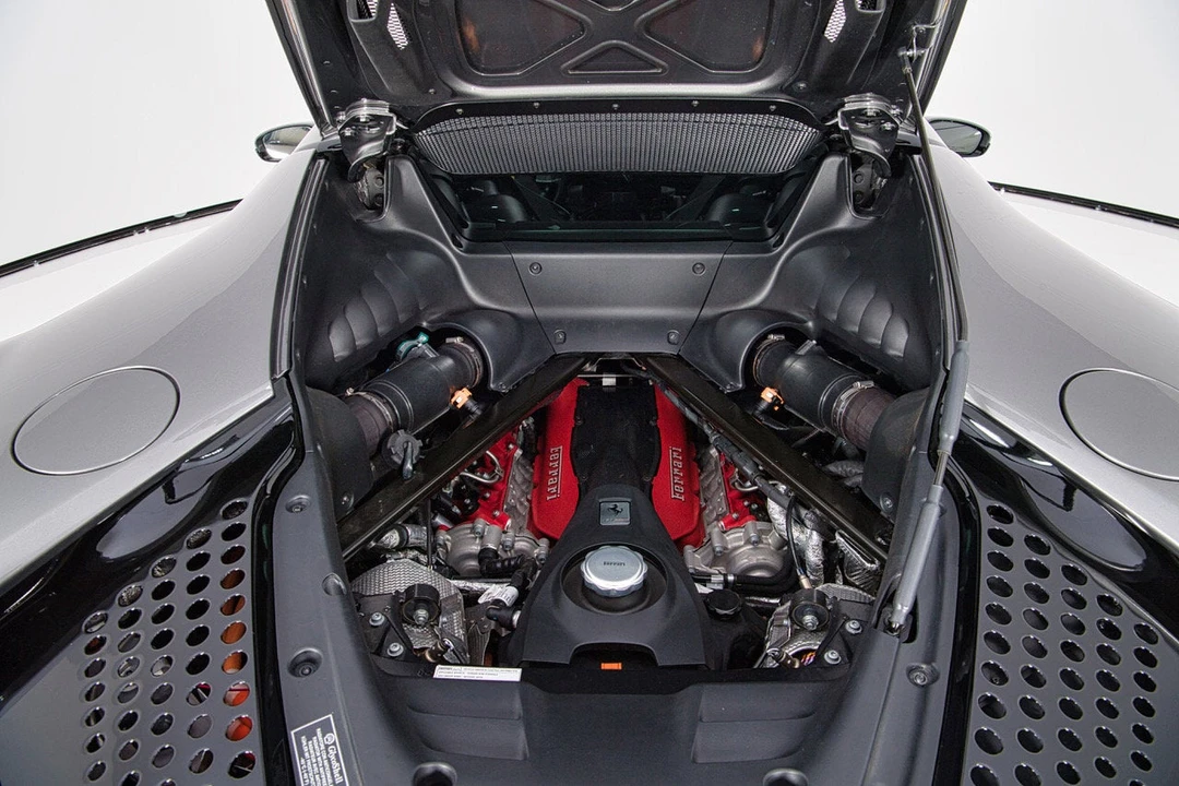 2021 Ferrari SF90 Stradale - Image 29 of 31