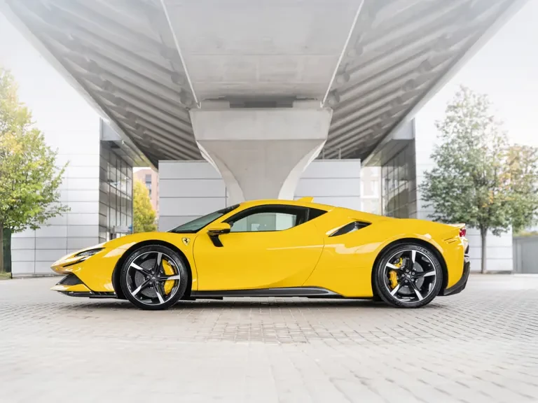 2021 Ferrari SF90 Stradale - Image 6 of 31