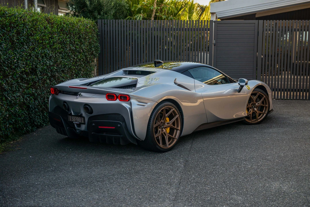 2021 Ferrari SF90 Stradale - Image 5 of 31