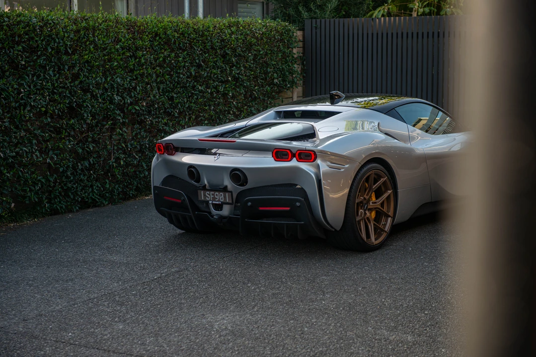 2021 Ferrari SF90 Stradale - Image 18 of 31