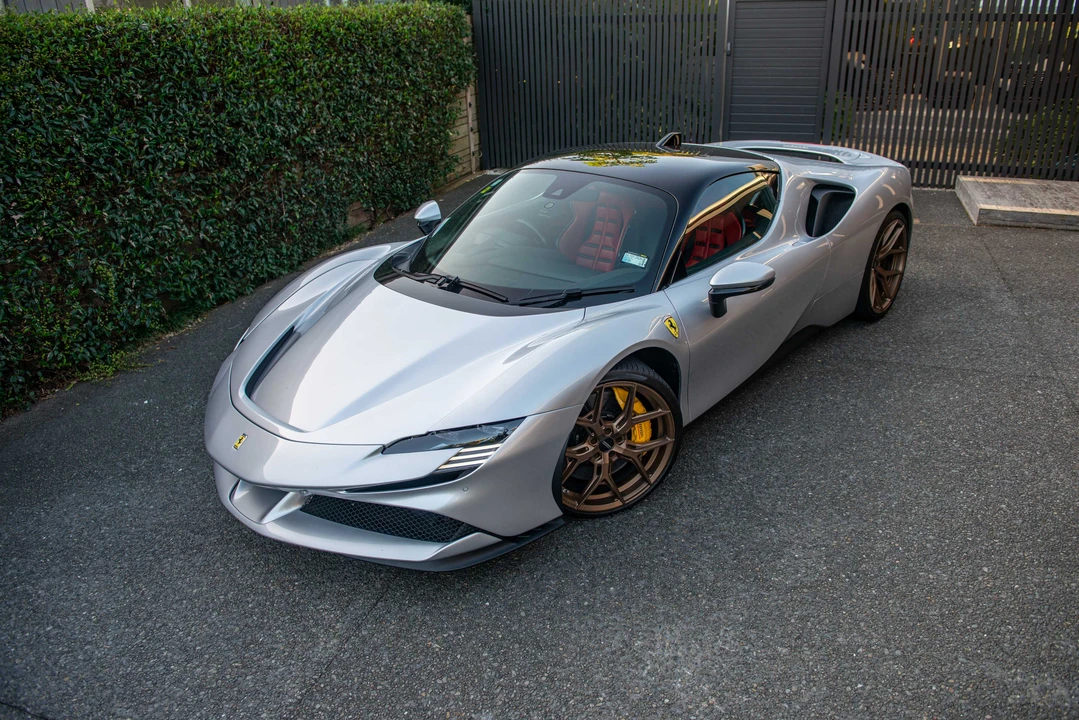 2021 Ferrari SF90 Stradale - Image 27 of 31